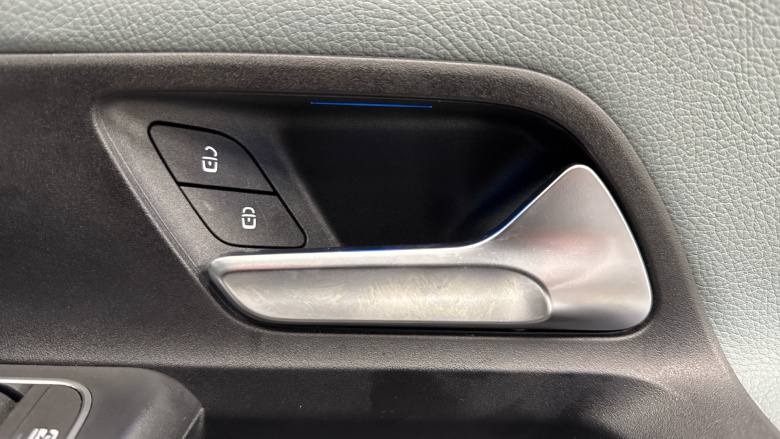 Mercedes-Benz GLB 200 AMG Line Executive 5dr 7G-Tronic Petrol Estate